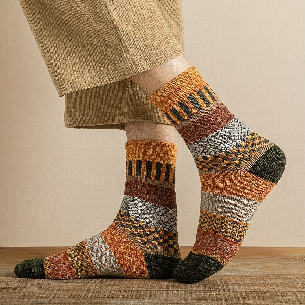 Cozy Mens Retro Christmas Socks - Thick & Warm Winter Set - Stylish Unisex Design for Couples - Perfect Fit US 6-10, 5 Pairs Pack