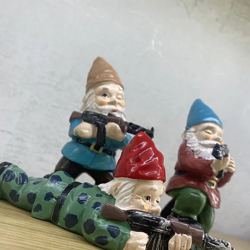 Garden Statue Resin Desktop Lawn Ornament for Outdoor Garden Funny Army Gnome Decoration Wooden Monster Yard Sculpture Figurines