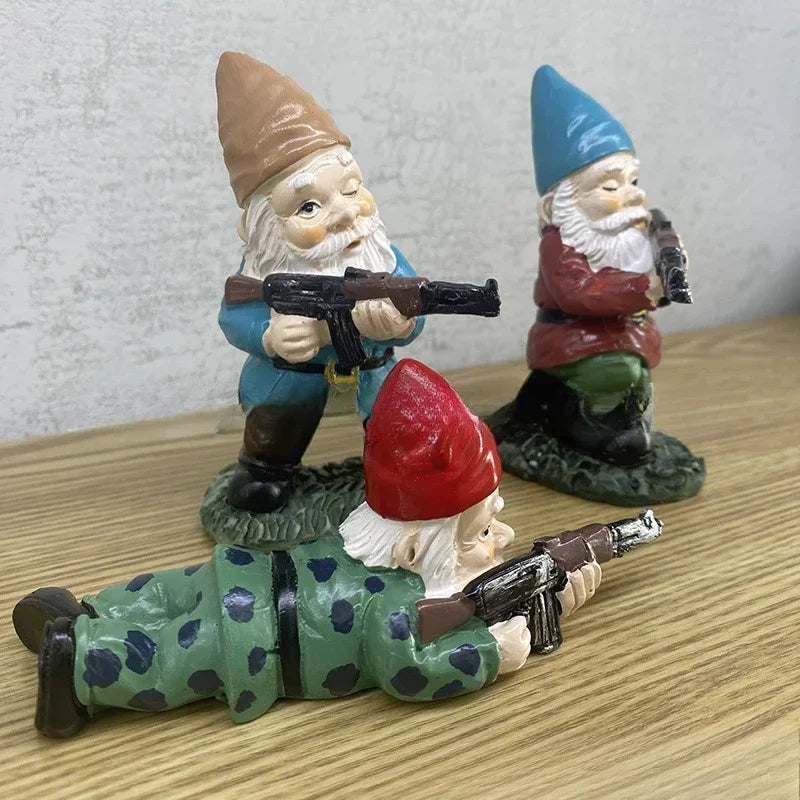 Garden Statue Resin Desktop Lawn Ornament for Outdoor Garden Funny Army Gnome Decoration Wooden Monster Yard Sculpture Figurines